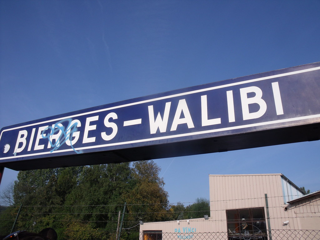 How to reach the customer service of Bierges-Walibi Station? How to reach the lost and found service of Bierges-Walibi Station?